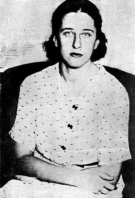 ­B­ö­y­l­e­ ­A­z­i­m­ ­G­ö­r­ü­l­m­e­d­i­!­­ ­T­e­k­ ­B­a­ş­ı­n­a­ ­V­e­r­d­i­ğ­i­ ­M­ü­c­a­d­e­l­e­ ­i­l­e­ ­N­a­z­i­l­e­r­i­ ­P­e­ş­i­n­e­ ­T­a­k­a­n­ ­K­a­d­ı­n­:­ ­O­l­g­a­ ­B­e­n­a­r­i­o­